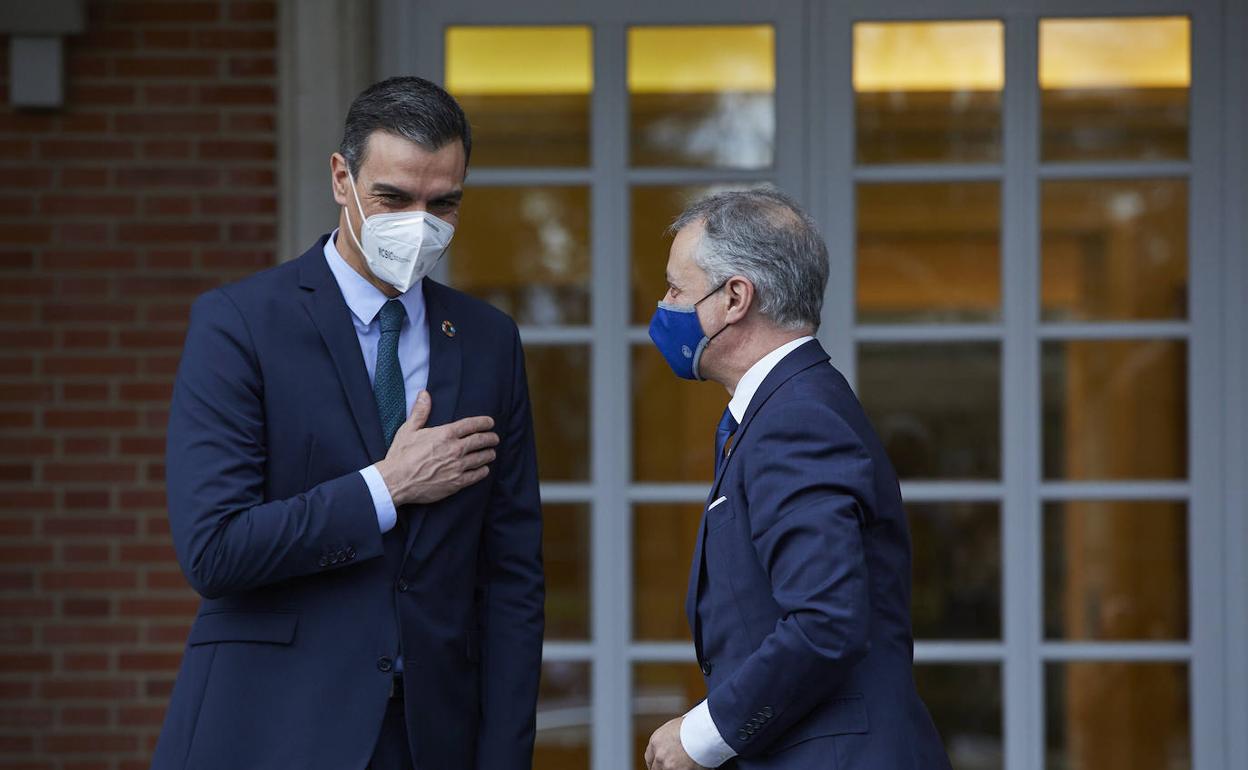 Pedro Sánchez e Iñigo Urkullu, durante una recepción en La Moncloa