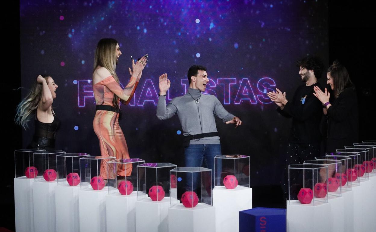 Secret Story: doble expulsión y primeros finalistas