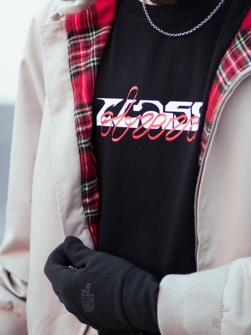 Fotos: Dos ingenieros bilbaínos crean la ropa que no te pondrías para la comunión de tu hijo