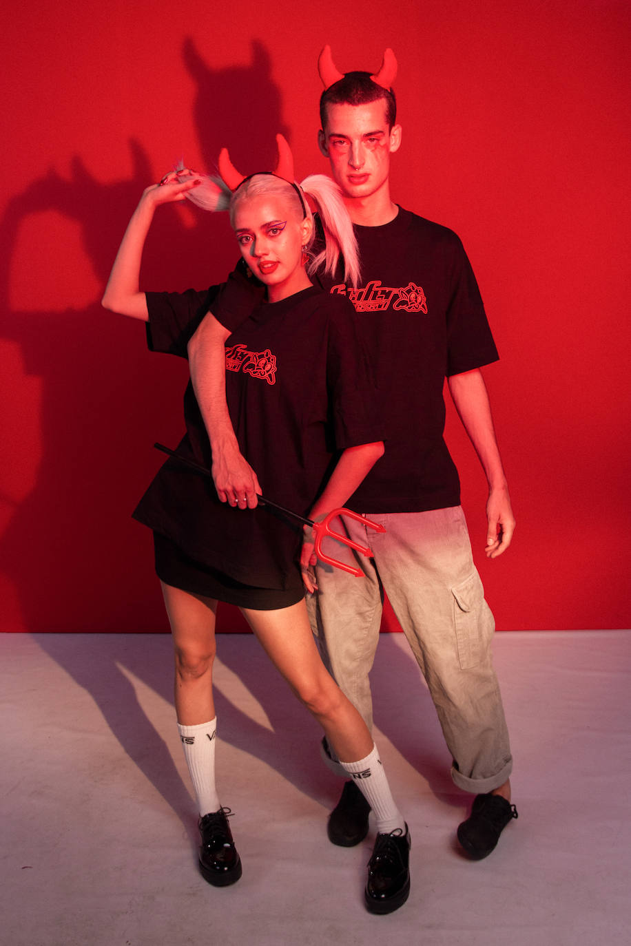 Fotos: Dos ingenieros bilbaínos crean la ropa que no te pondrías para la comunión de tu hijo