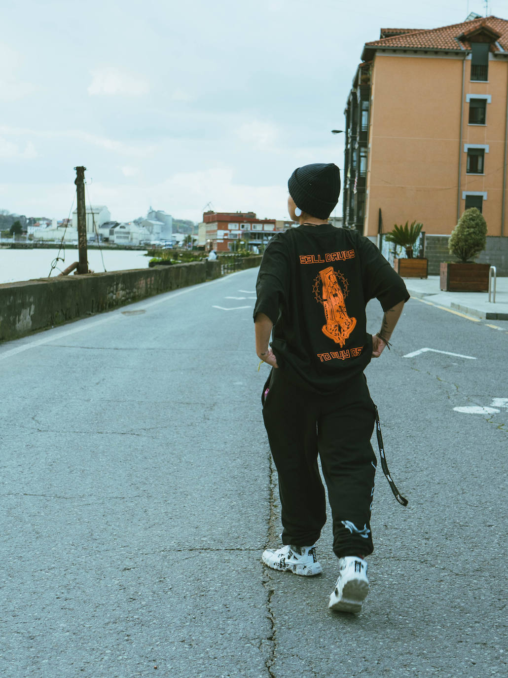 Fotos: Dos ingenieros bilbaínos crean la ropa que no te pondrías para la comunión de tu hijo