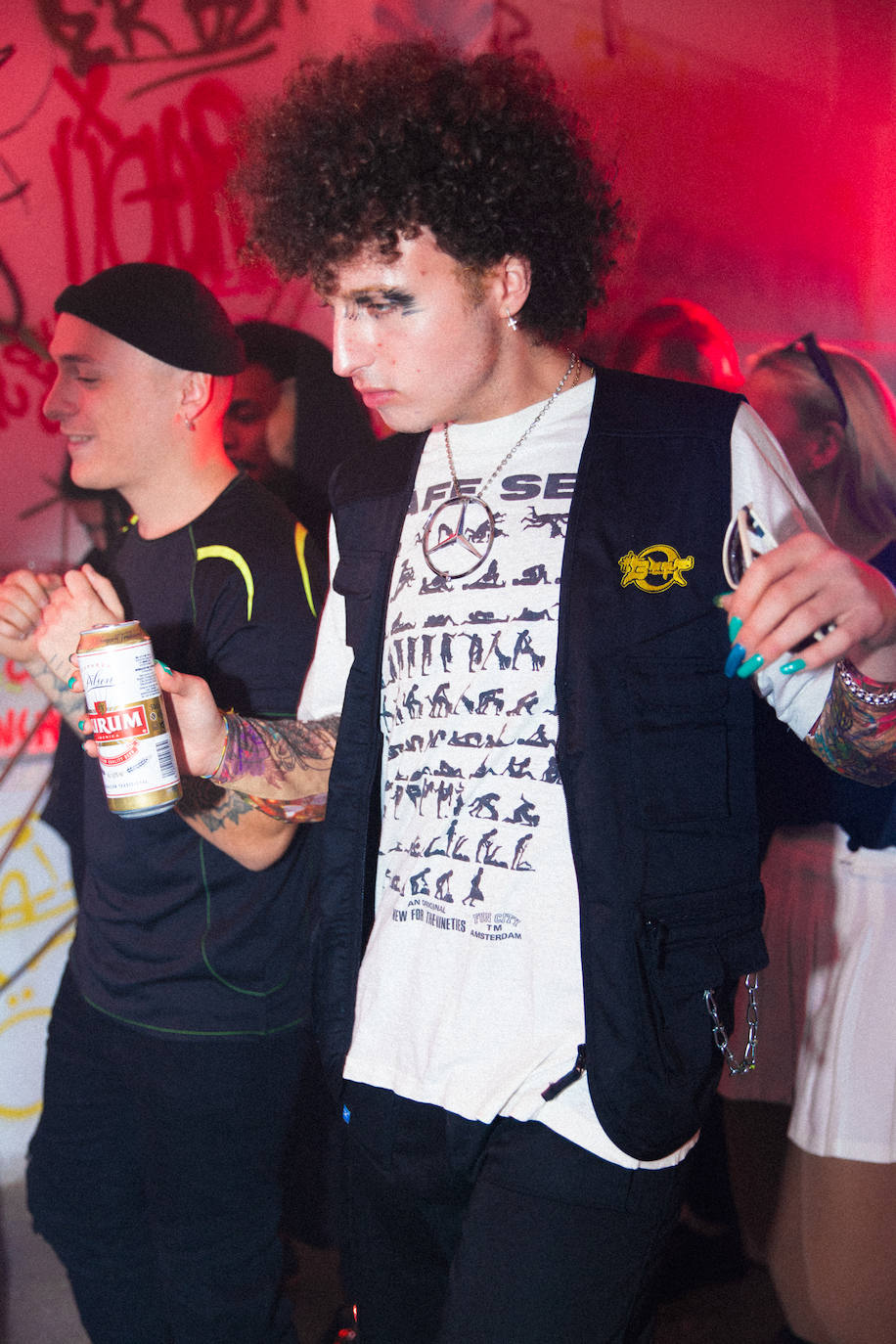 Fotos: Dos ingenieros bilbaínos crean la ropa que no te pondrías para la comunión de tu hijo