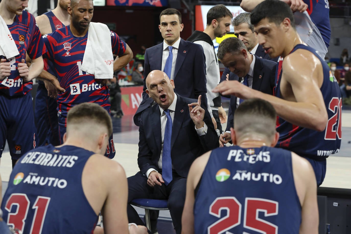 Fotos: Las mejores imágenes del Baskonia - Zalgiris