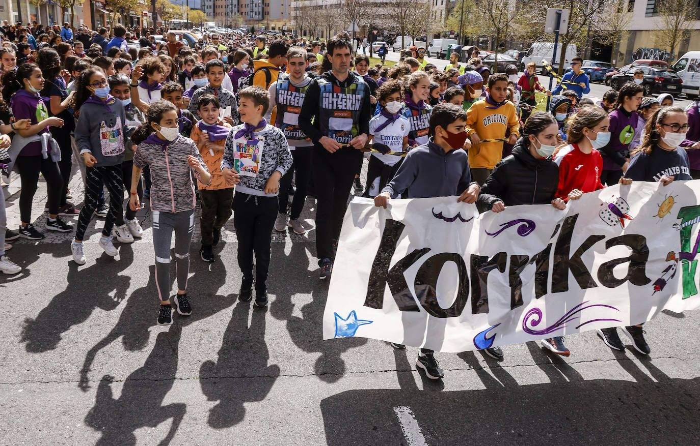 Fotos: Las mejores imágenes de la Korrika Txikia en Vitoria