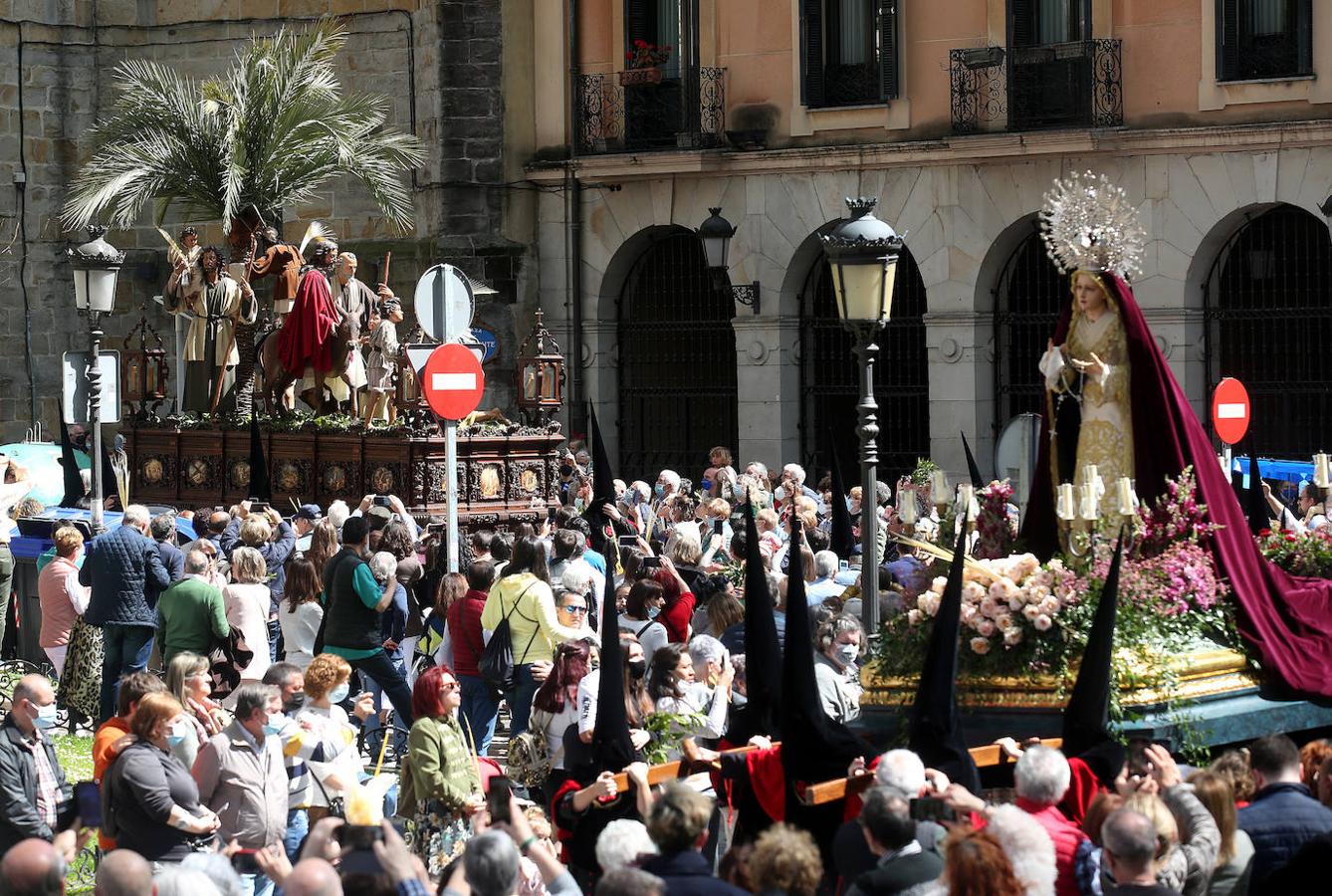Fotos: La procesión del Borriquito triunfa en Bilbao