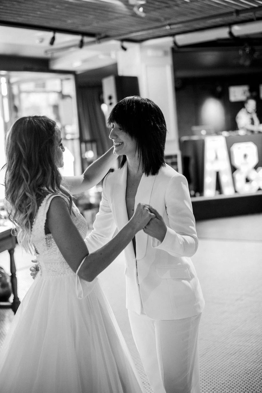 Fotos: La boda de Maider y Alba en el Mercado de La Ribera: dos novias auténticas