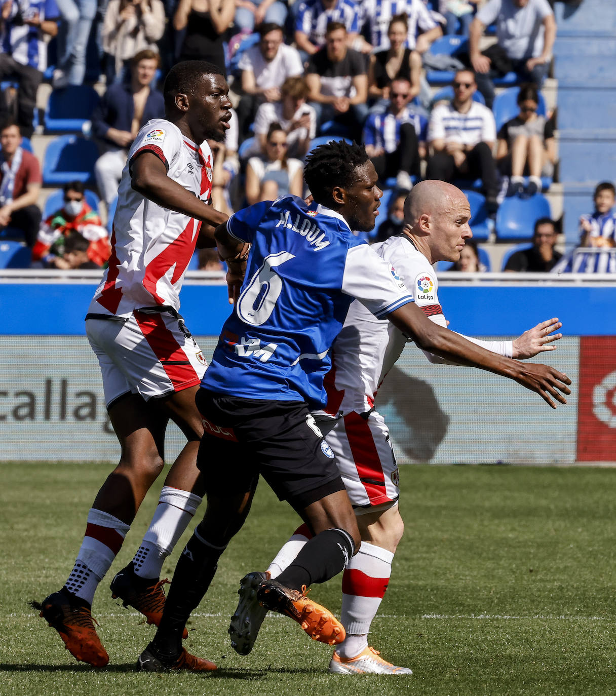 Fotos: Las mejores imágenes del Alavés-Rayo Vallecano