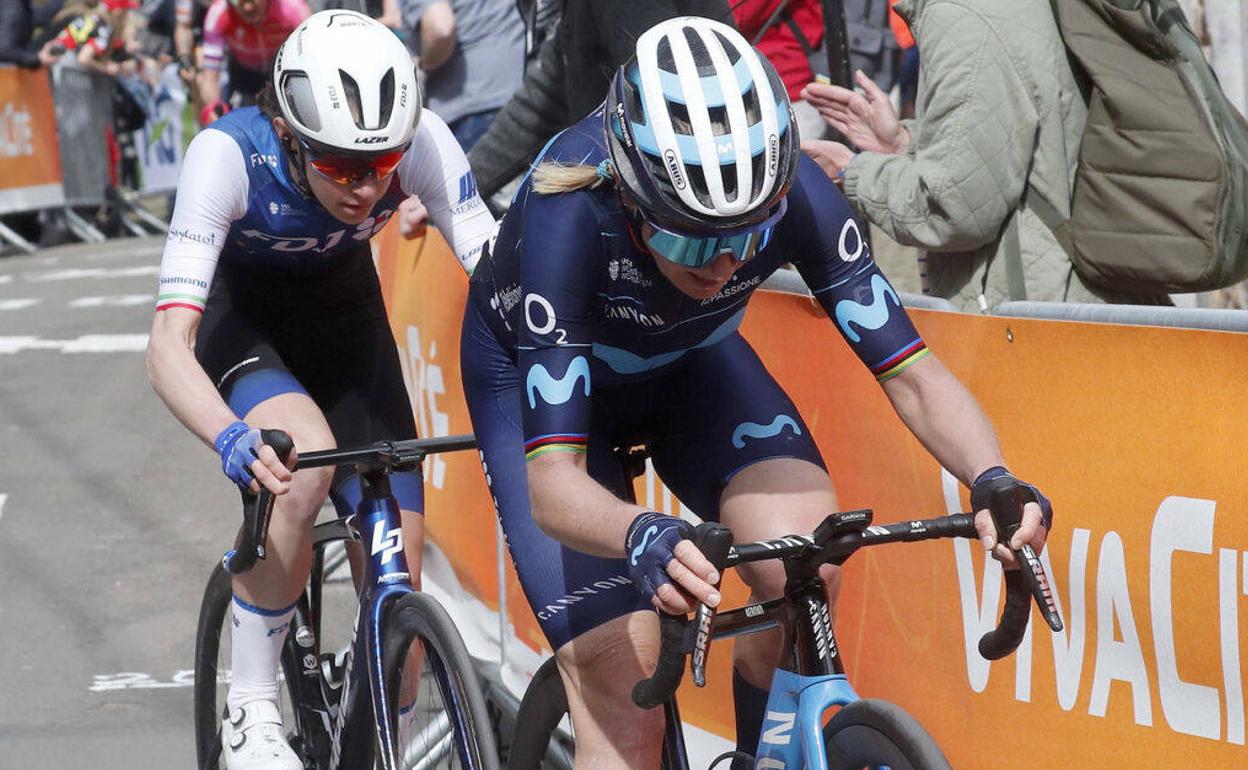 Annemiek van Vleuten y Marta Cavalli.