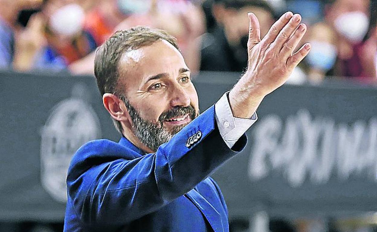 «No corté mi contrato con Bilbao Basket para ir a Baskonia». 