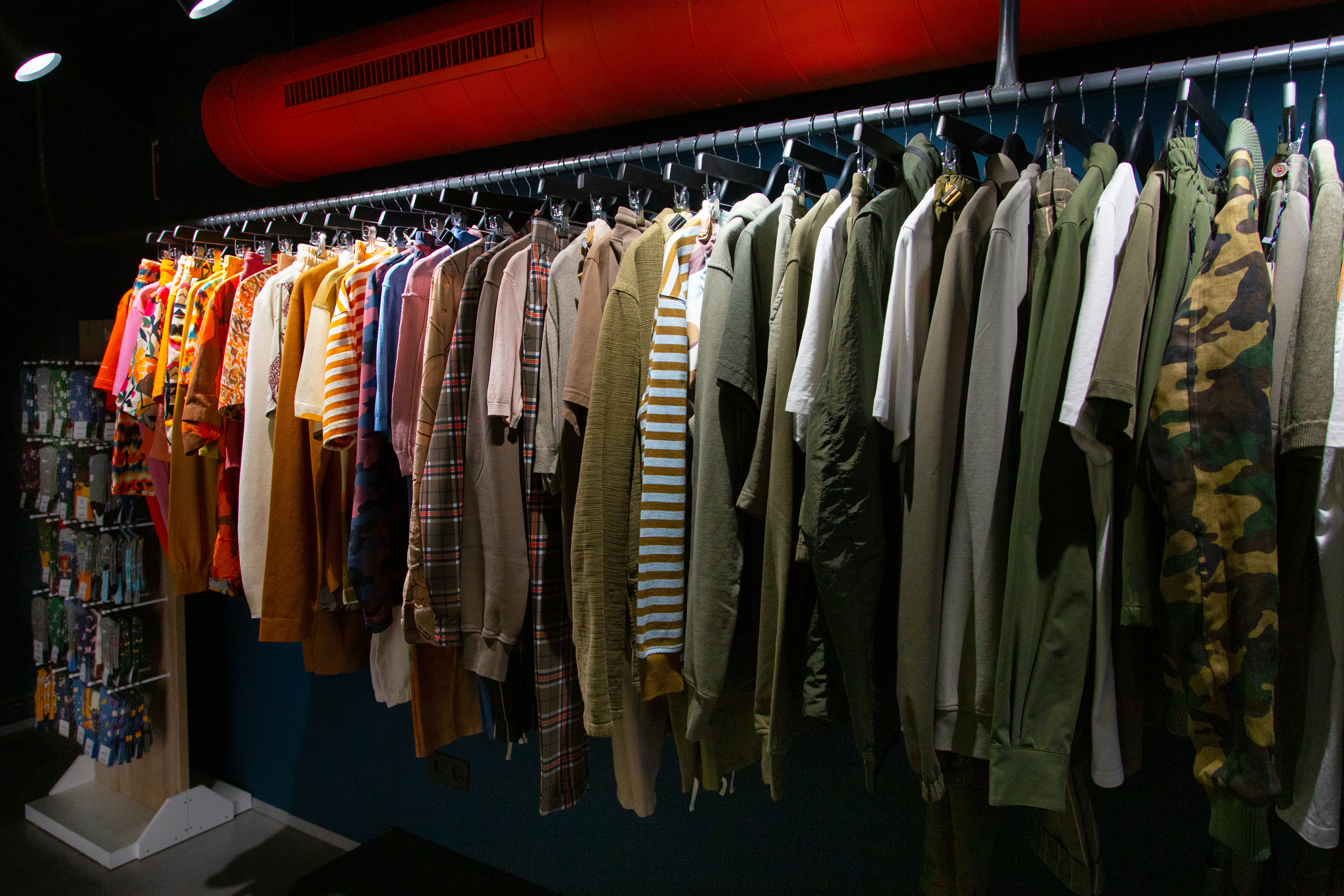 Fotos: Abre una novedosa tienda de ropa para hombre en el centro de Bilbao