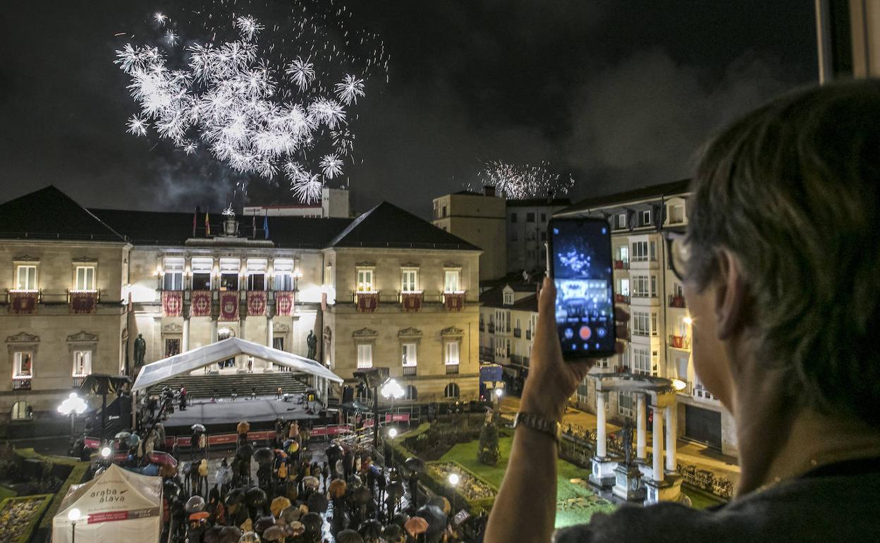 La percusión del santo encandila a las familias