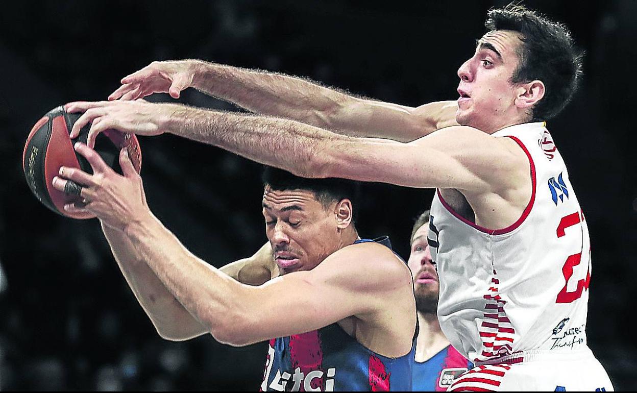 Baldwin trata de evitar el tapón de Vaulet en su exhibición de 41 de valoración ante el Manresa