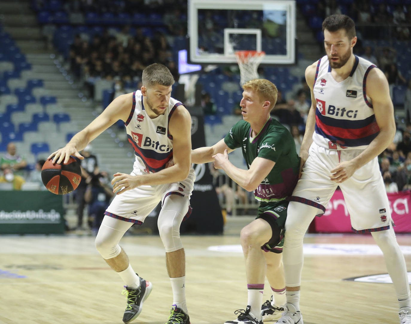 Fotos: Las mejores imágenes del Unicaja-Baskonia