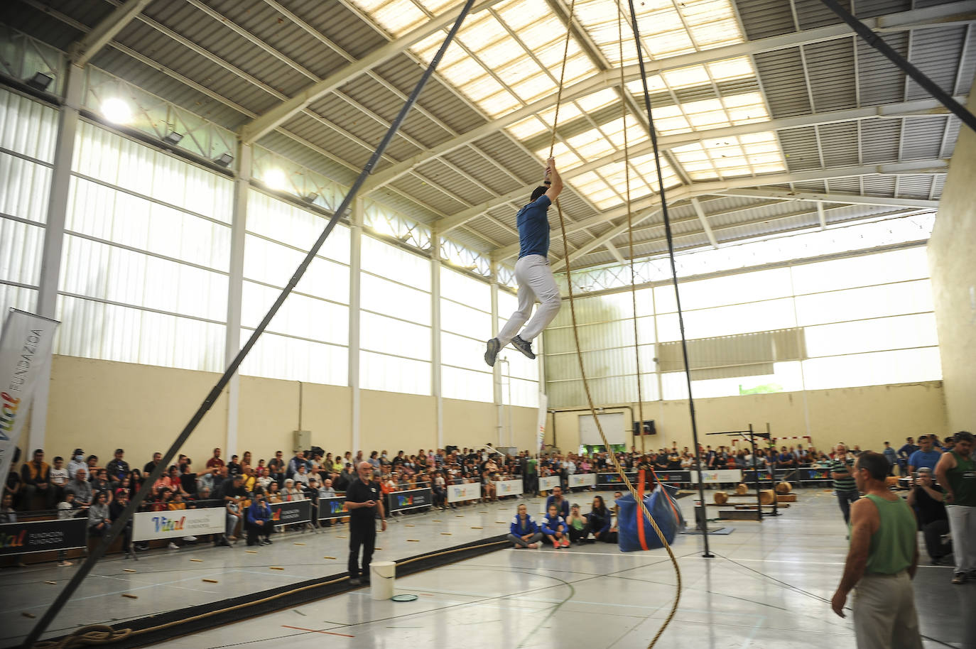 Fotos: Ambientazo en la Feria del Perritxiko de Kuartango