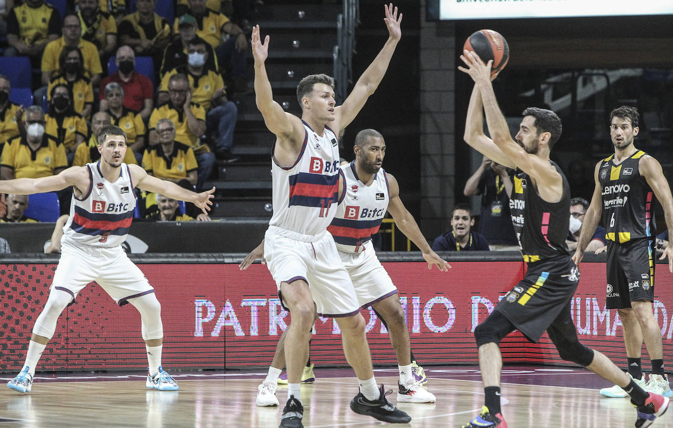 Fotos: Tenerife - Baskonia, en imágenes