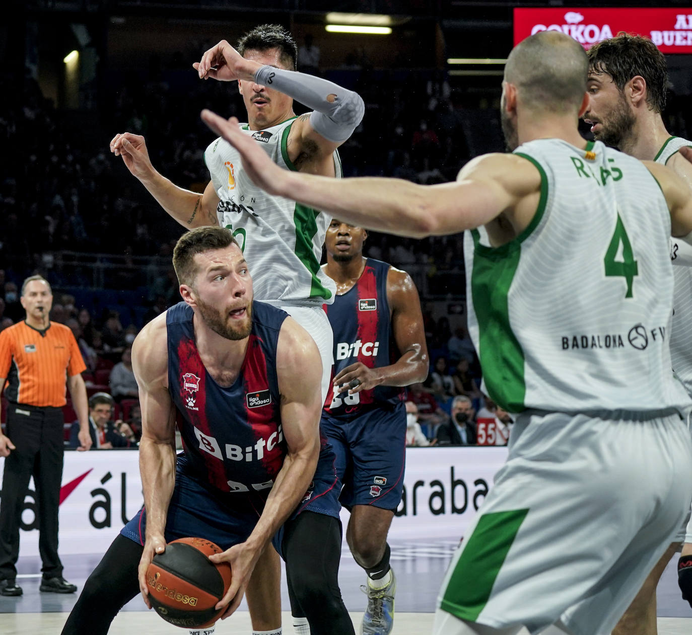 Fotos: Las mejores fotos del Baskonia - Joventut