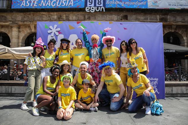 Fotos: Las comparsas de Bilbao calientan motores para la Aste Nagusia