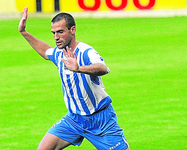 Mateo, en un duelo contra el Elche de la 2006-2007. 