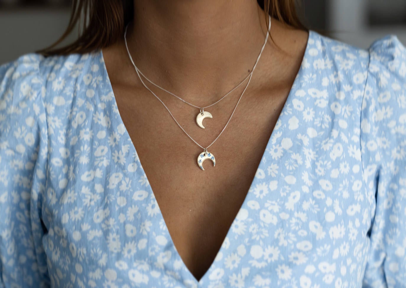 Fotos: Una profesora de Algorta crea originales jarrones inspirados en las historias de sus alumnos