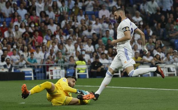 El Real Madrid reserva la pirotecnia para París