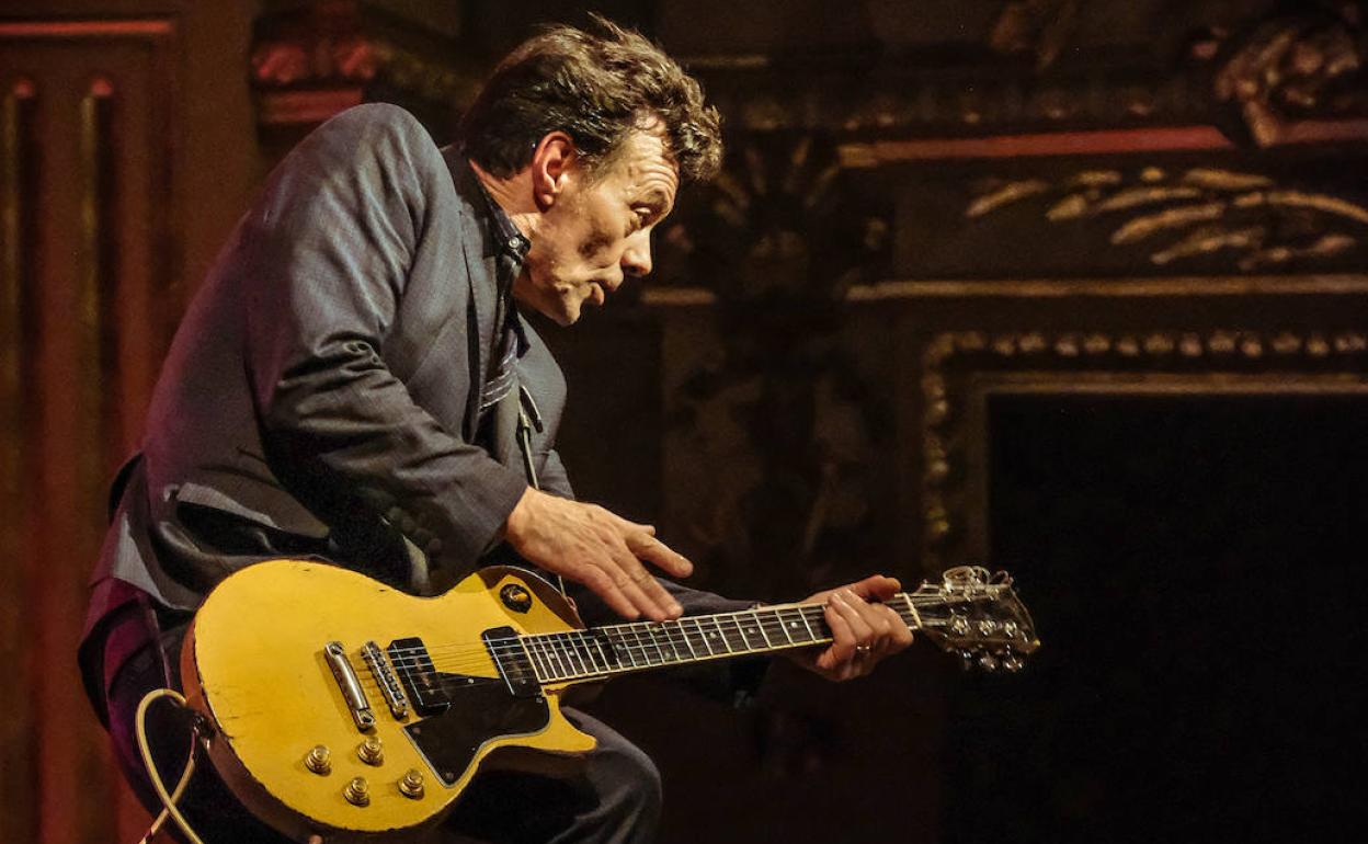 James Hunter en plena actuación.