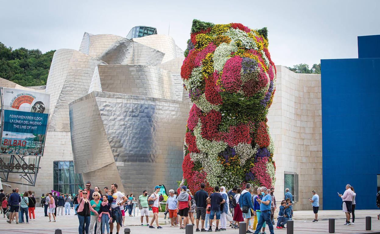 Puppy cambiar&aacute; de color por el XXV aniversario del Guggenheim | El Correo