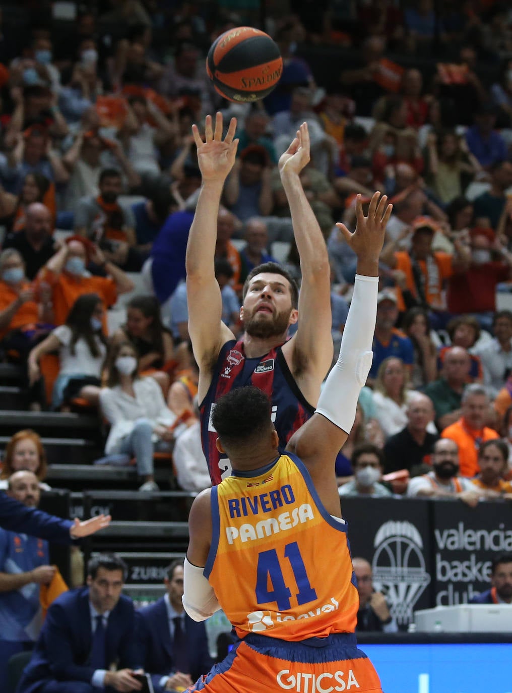 Fotos: Las mejores imágenes del Valencia - Baskonia