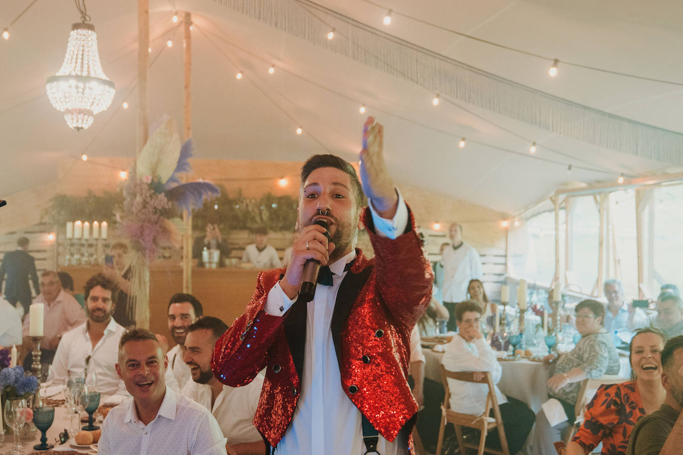 Fotos: La boda circense de Isma, de &#039;El Conquistador del Caribe&#039;, e Iraia en el Valle de Arratia