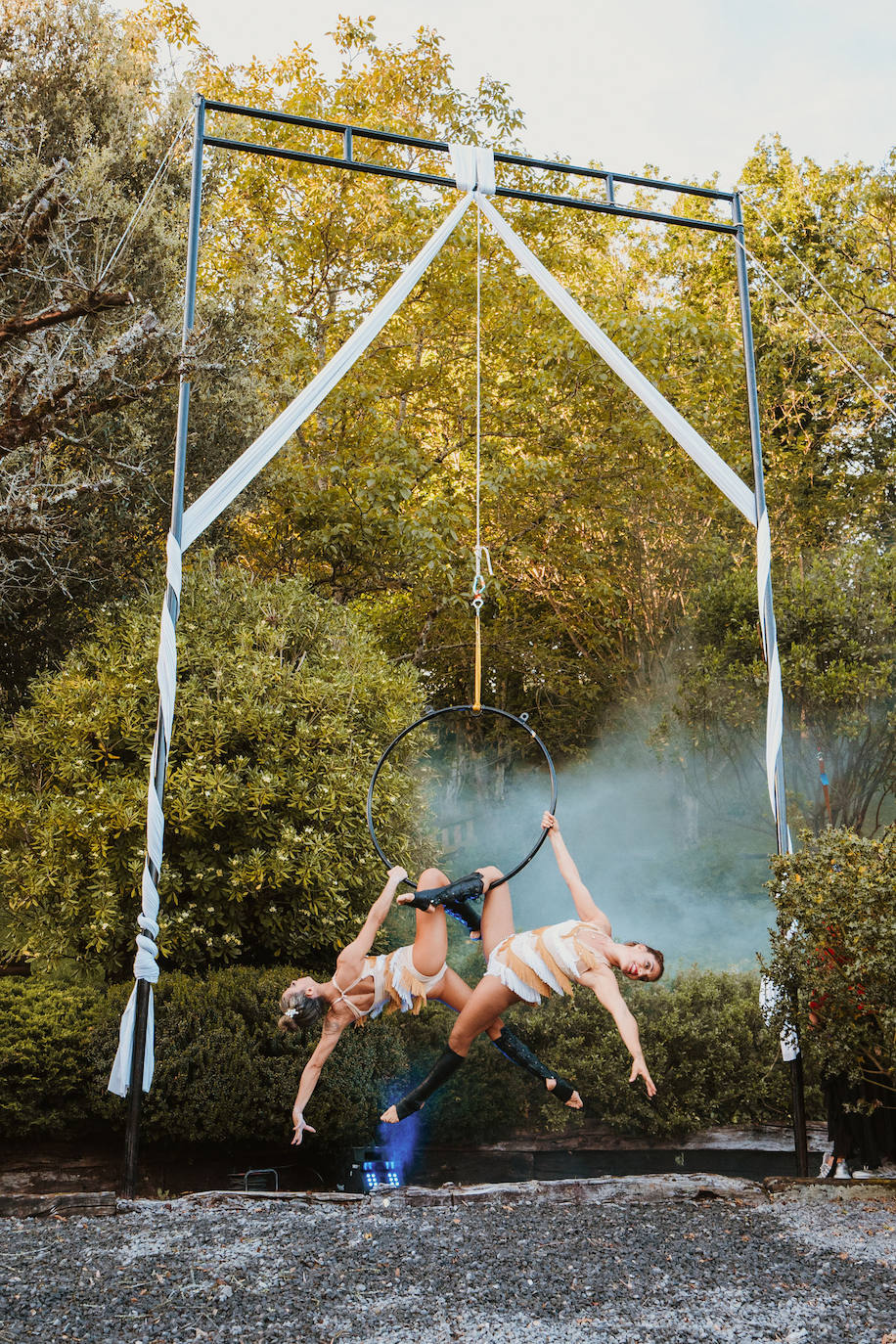 Fotos: La boda circense de Isma, de &#039;El Conquistador del Caribe&#039;, e Iraia en el Valle de Arratia