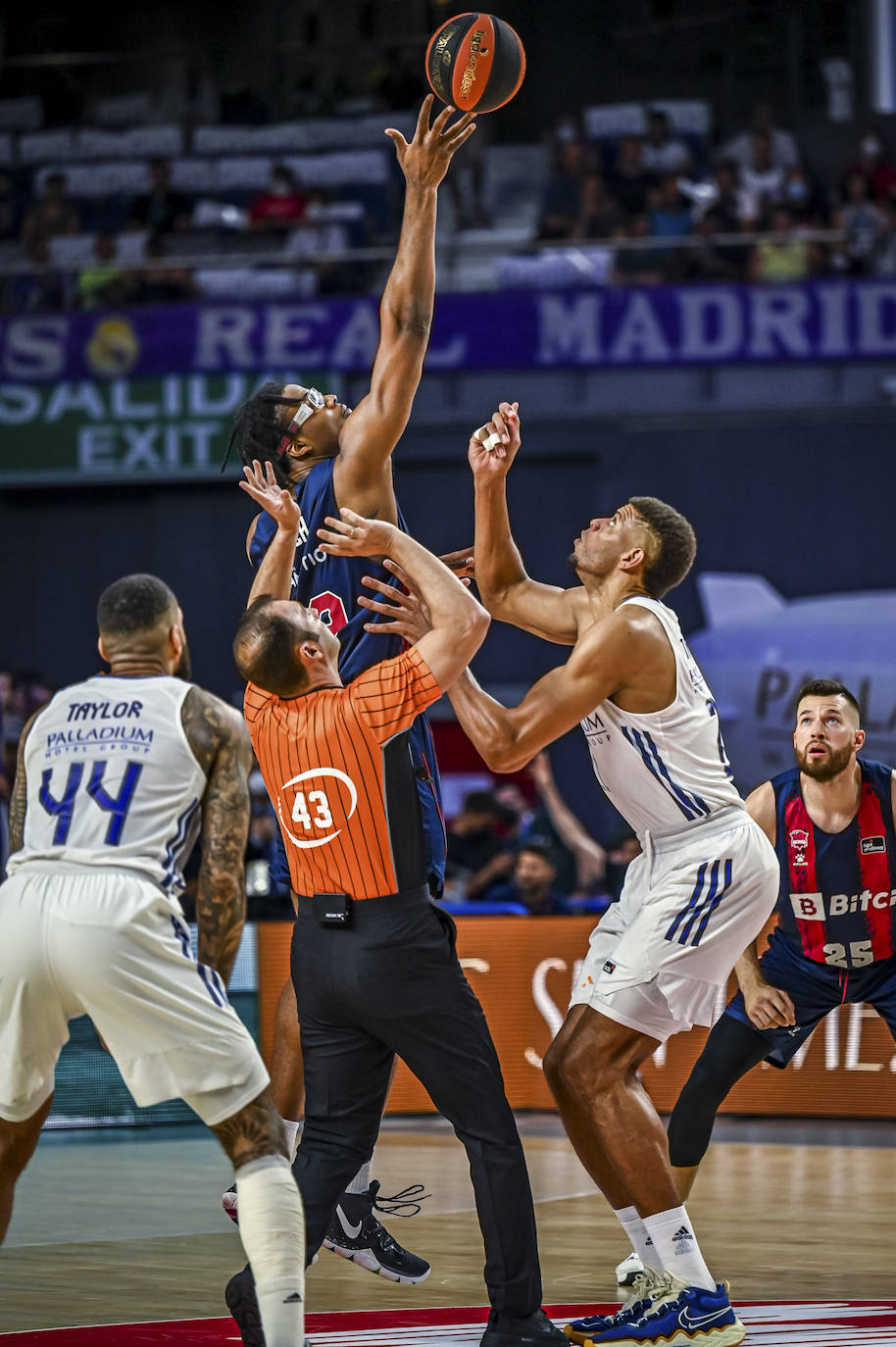 Fotos: Las mejores imágenes del Real Madrid - Baskonia