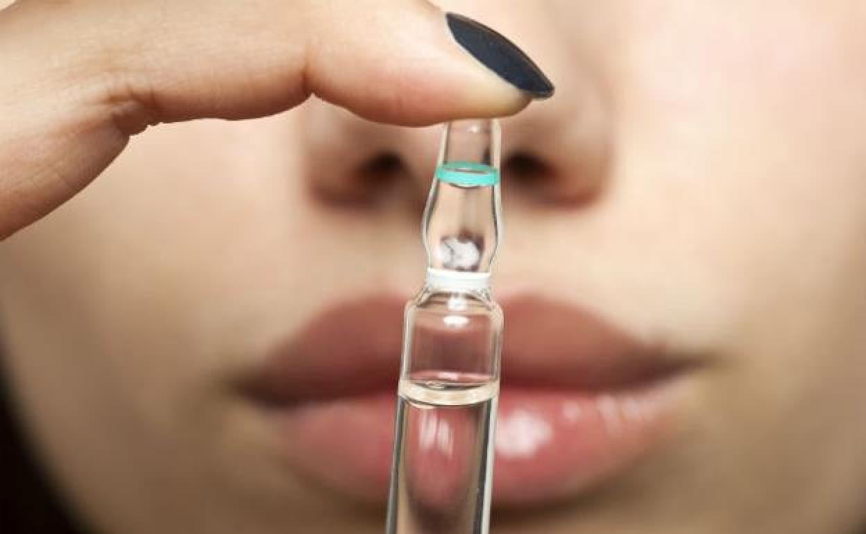 Retiran unas populares ampollas antiedad fabricadas por L'Oreal.