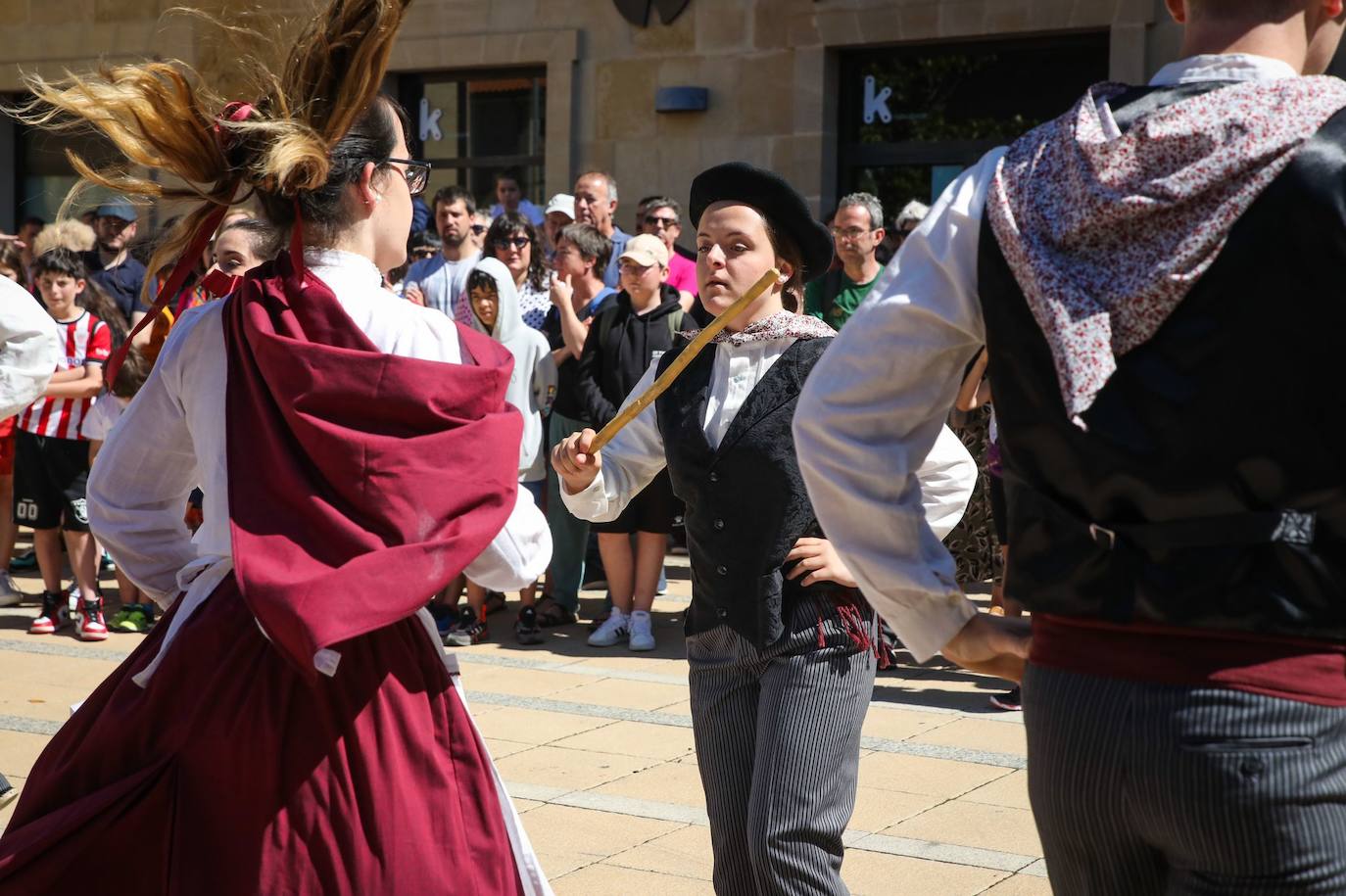 Fotos: Labastida acoge el regreso de la gran fiesta de la escuela pública vasca