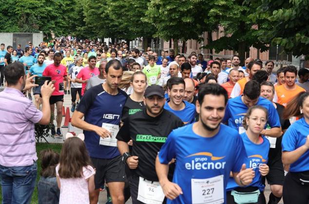 Fotos: Compañerismo y deporte por las calles de Bilbao