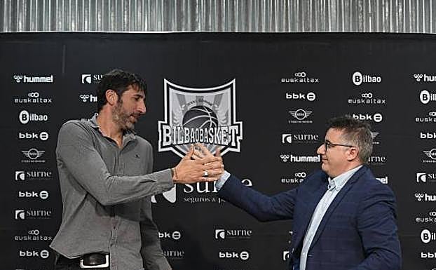 Rafa Pueyo a Mumbrú: «Bilbao es tu casa, el Bilbao Basket tu familia y la marea negra tu afición»