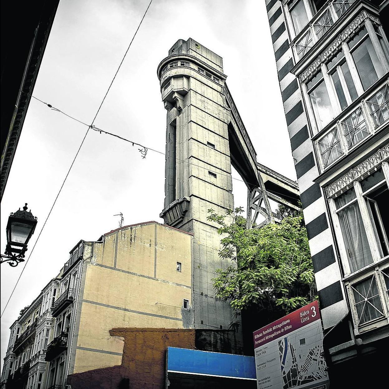 Imagen de archivo del ascensor de Begoña, cerrado desde 2014. 