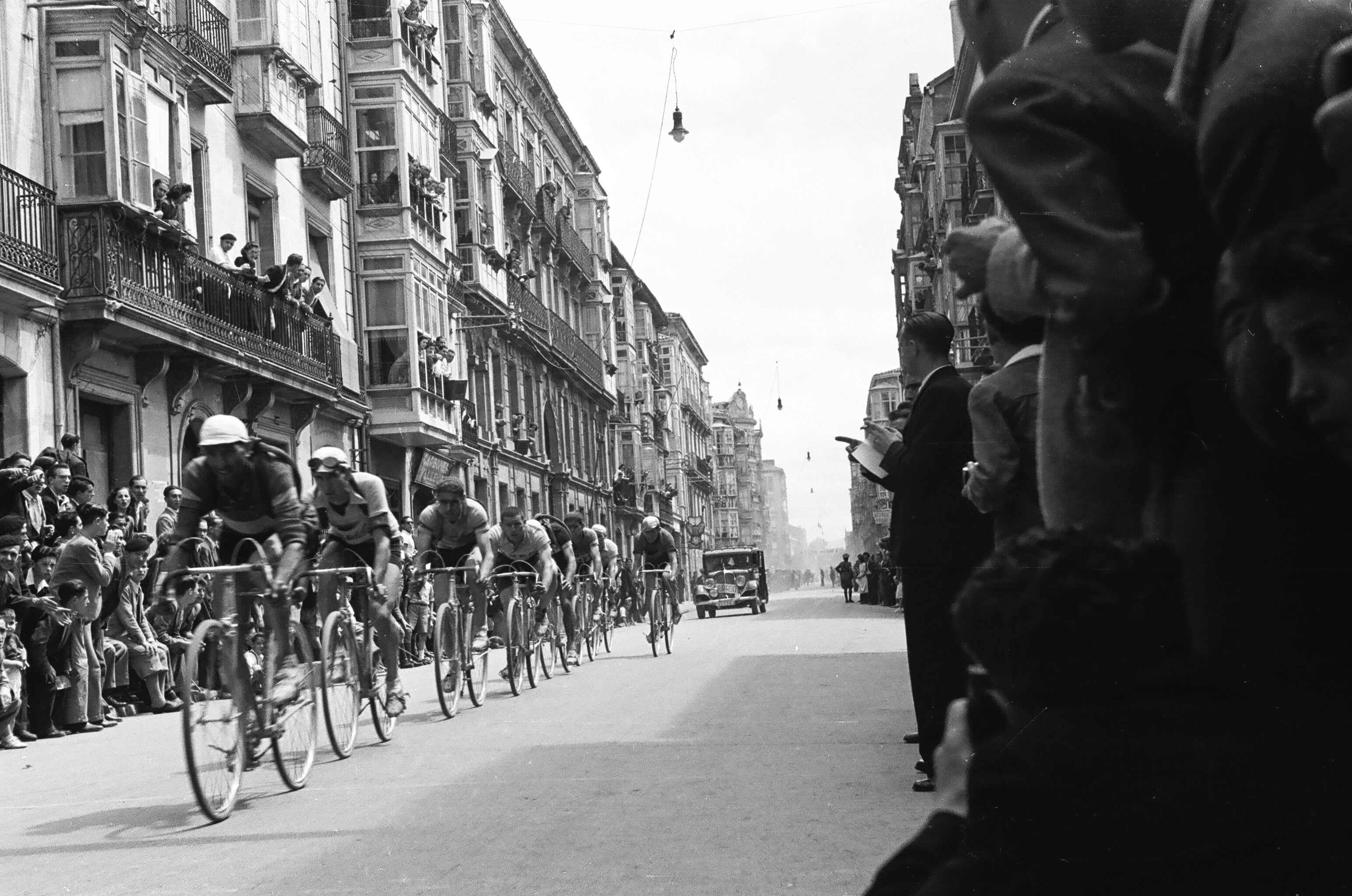 Gran Premio de Alava de ciclismo organizado por la sección de ciclismo del Deportivo Alavés.