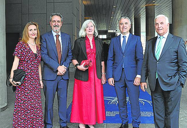 Manuela Ramos, Alex Oviedo, Sylvie Lagneaux, Natxo de Prado y Javier Cano. 