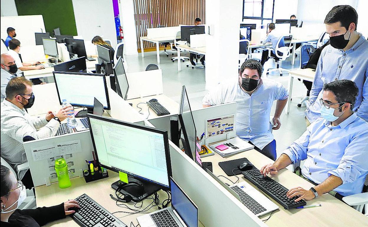 El centro arrancó hace un año con 16 personas en proceso de formación. 