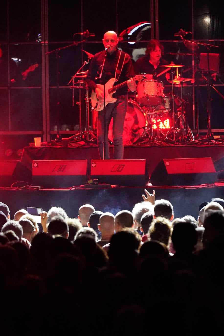 Fotos: Ilegales agotan la segunda noche del Azkena