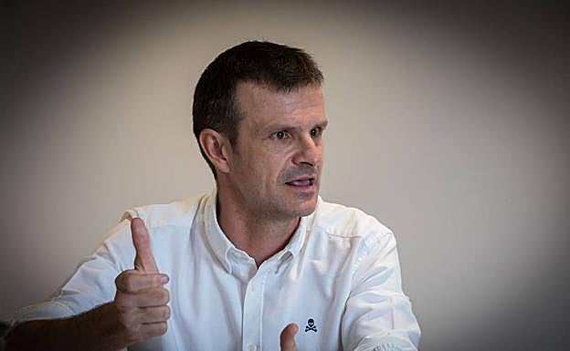 Uriarte: «No creo que Bielsa sea la persona apropiada para el Athletic, su etapa ya pasó»