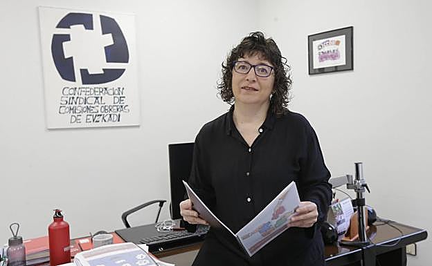 CC OO rechaza que se intente «condicionar» la inversión en Mercedes a acuerdos «a la baja»