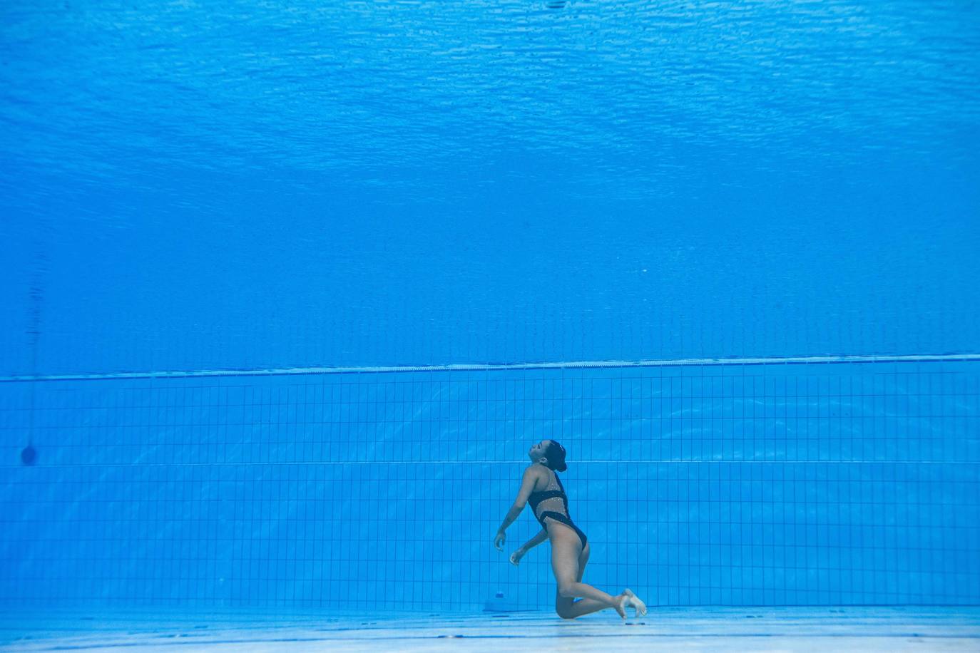 Fotos: Así fue el rescate de una nadadora de morir ahogada en una piscina en el Mundial de Bubapest