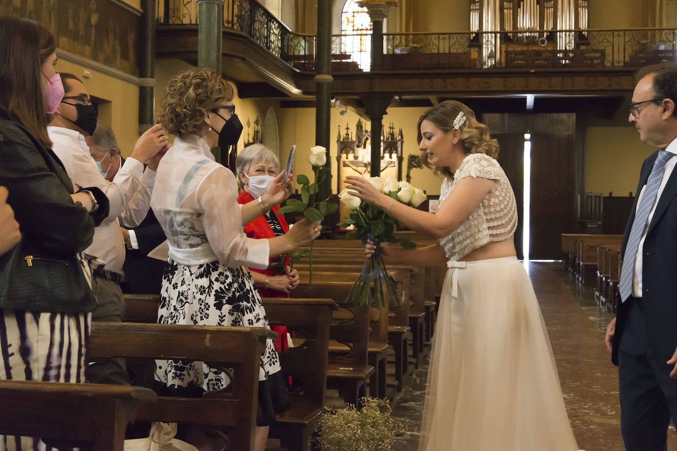 Fotos: La boda de Ana en Bilbao con guiños al cuento de &#039;Alicia en el país de las maravillas&#039;