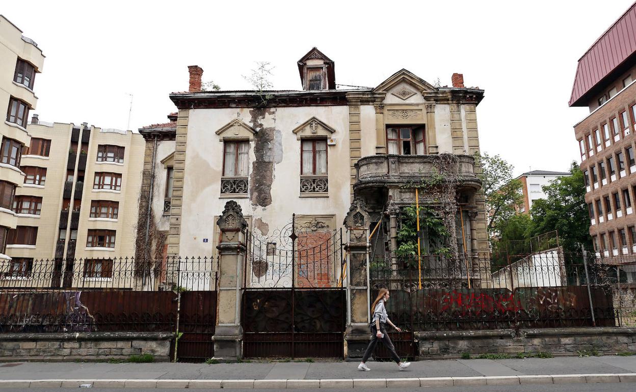 El hotel y restaurante de la Casa Alfaro saldrá adelante con el apoyo del PP