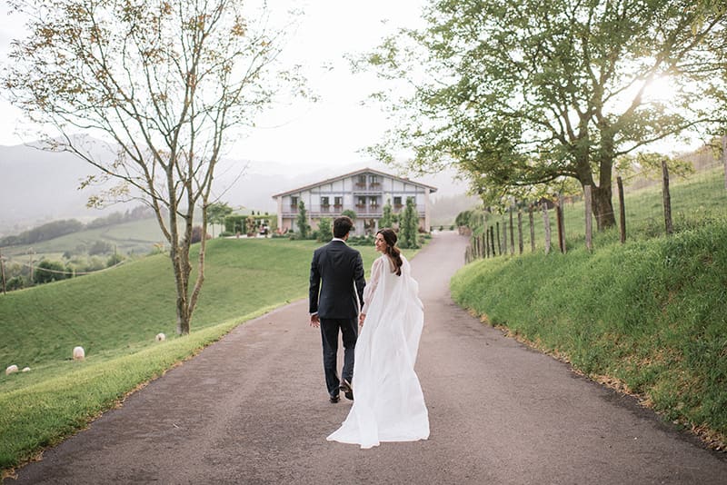 Fotos: Ane, la novia que encontró su vestido viral en una casita de Erandio