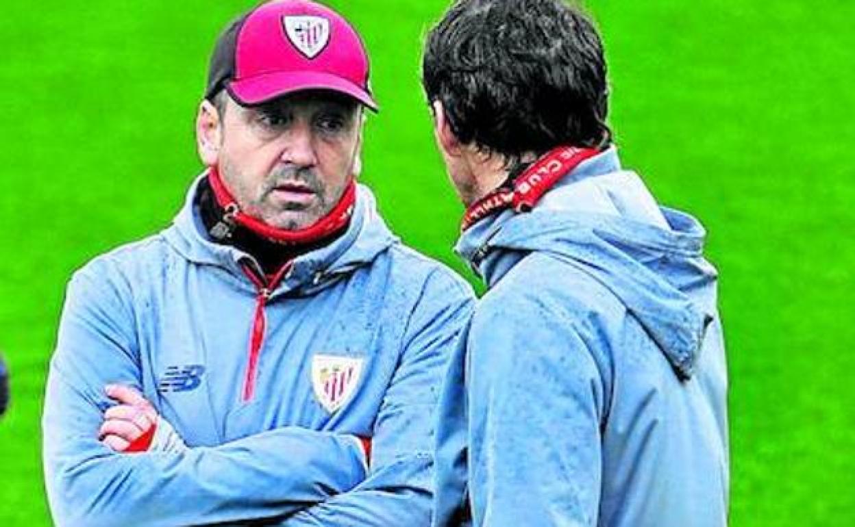 Bingen Arostegi, en su etapa como ayudante de Ziganda en el Athletic.