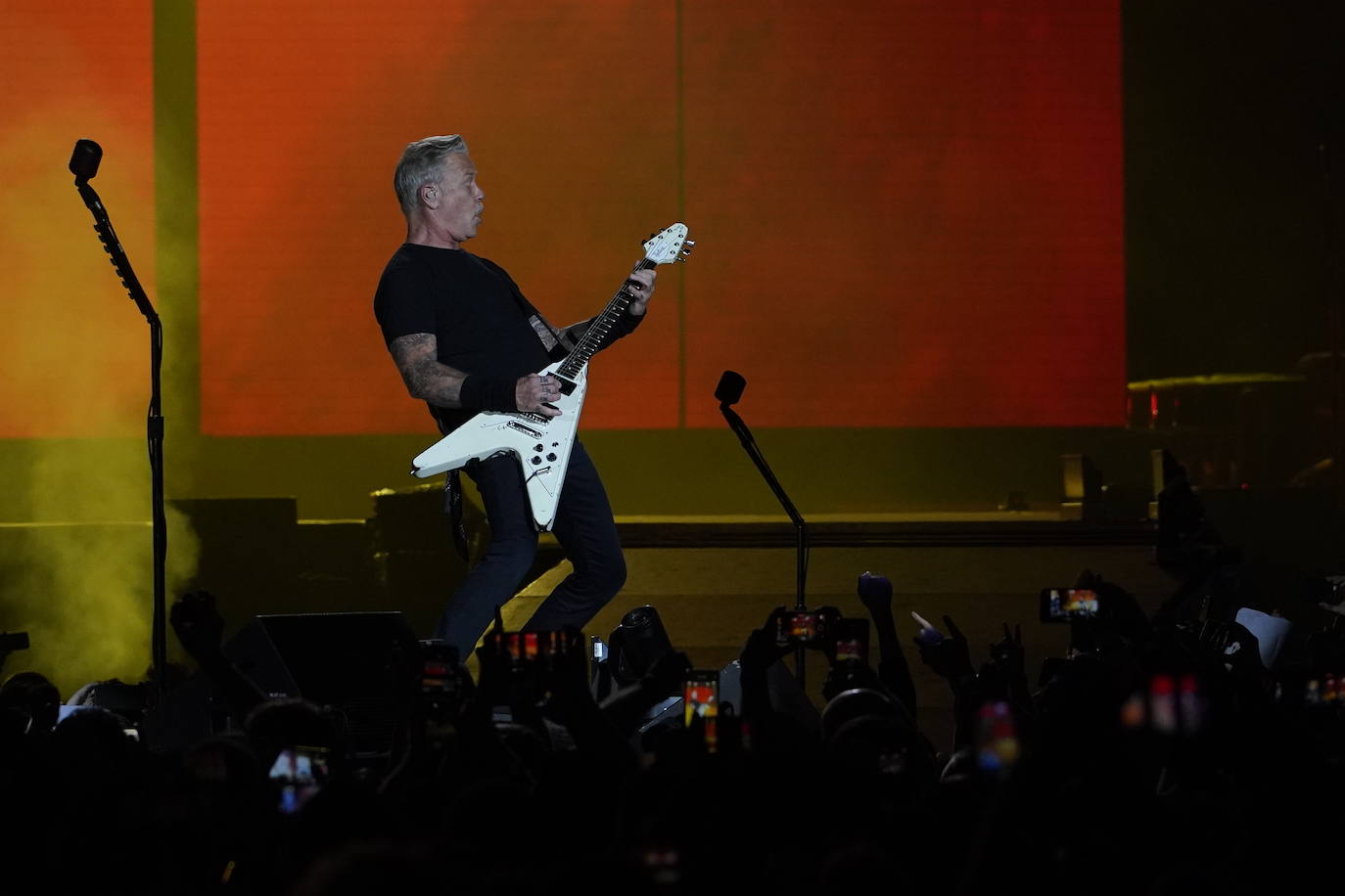 Fotos: El rock inmortal de Metallica inunda San Mamés