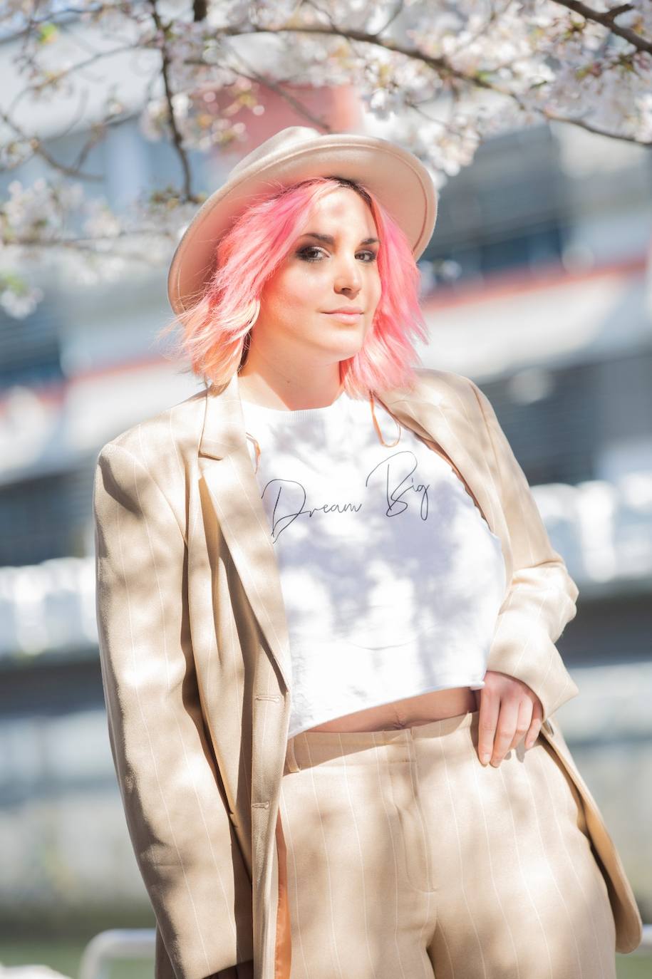 Fotos: Nekane, la modelo &#039;curvy&#039; bilbaína con el pelo rosa que pasó de odiar su cuerpo a triunfar en la moda