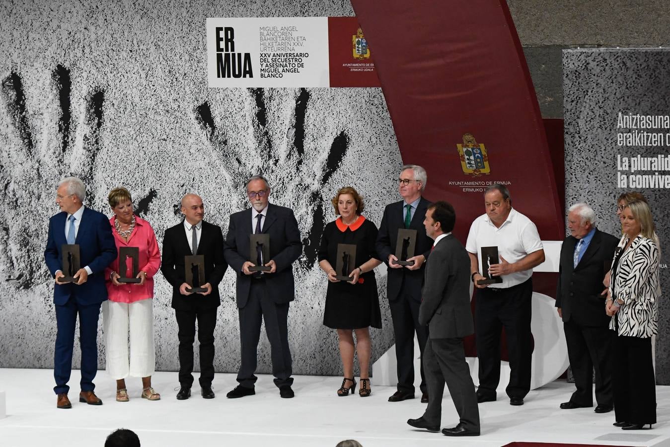 Fotos: Homenaje de estado a Miguel Ángel Blanco en Ermua