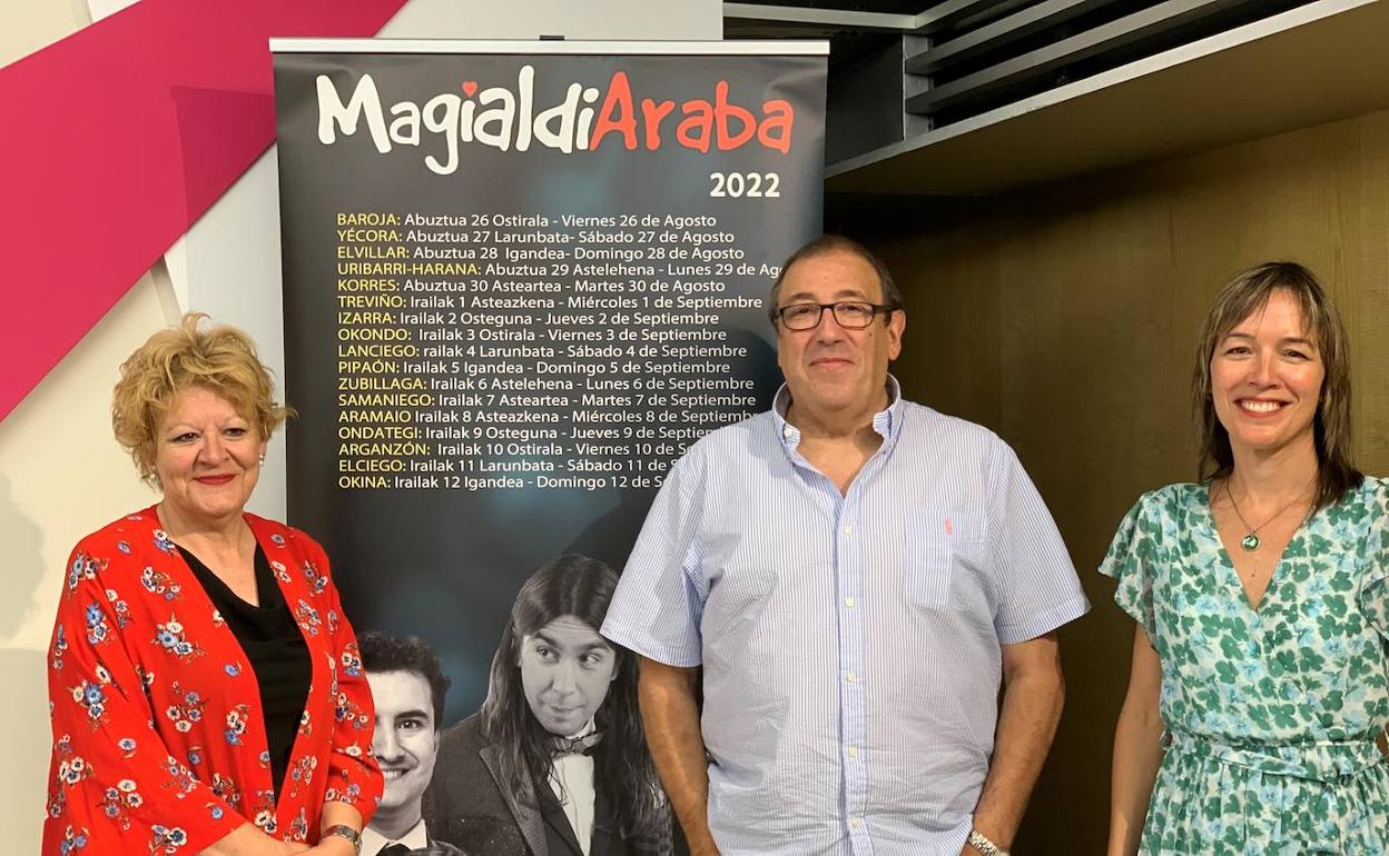 Ana del Val, José Ángel Suárez y Arantxa Ibáñez de Opacua. 